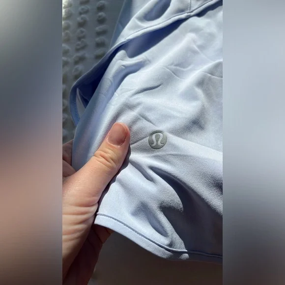 Lululemon Athletic Hotty Skirt • Size 4 - Picture 6 of 7